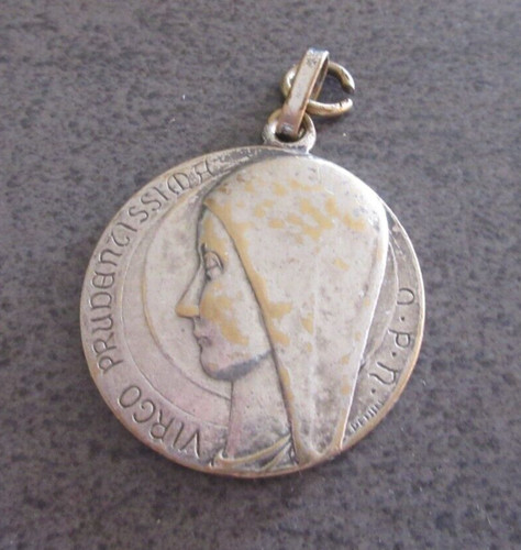 Grande médaille ancienne