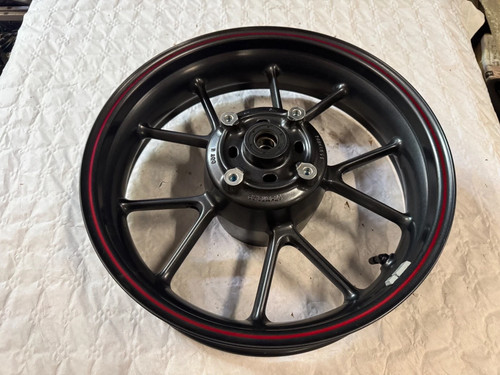 Roue arriere triumph 900 - arriere,