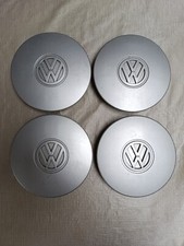 4 Centre De Roue plastique Volkswagen Polo Golf réf 6n0601149A