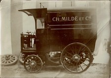 VOITURE DE LIVRAISON  CIRCA