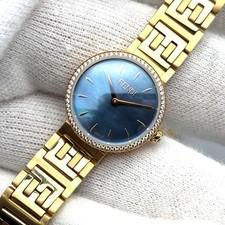 Authentique montre-bracelet