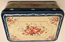 CHOCOLAT MENIER NOISIEL   JOLIE BOITE  EN TOLE MENAGERE DECOREE DES ANNEES 1950