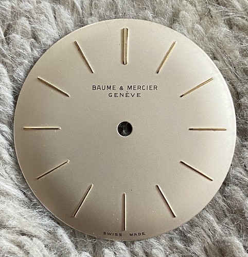 Neuf cadran montre baume et - neuf,