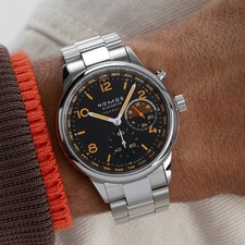 NOMOS Glashütte Club Sport