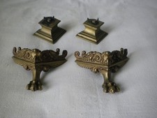 4 pieds de pendule en bronze