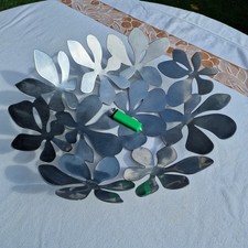 Centre de table en acier