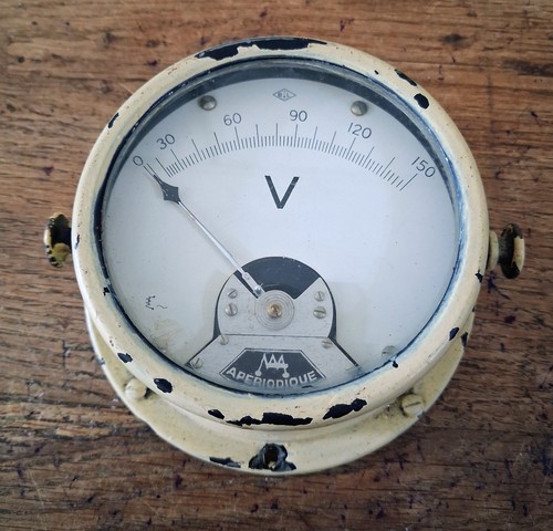 Ancien voltmetre - ancien,