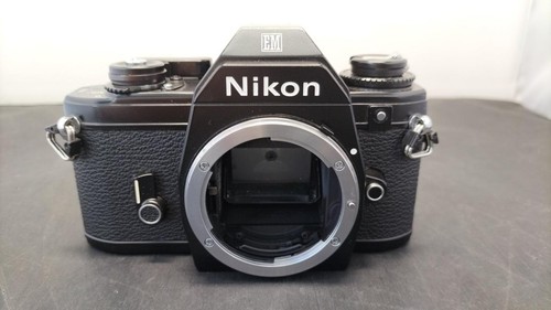Nikon film camera body - em,