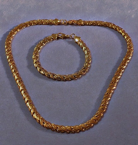 Magnifique parure collier
