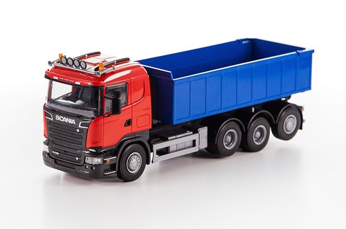 Emek camion couleur rouge - camion, de