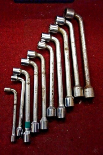 Ancienne clé pipe - clé, 30