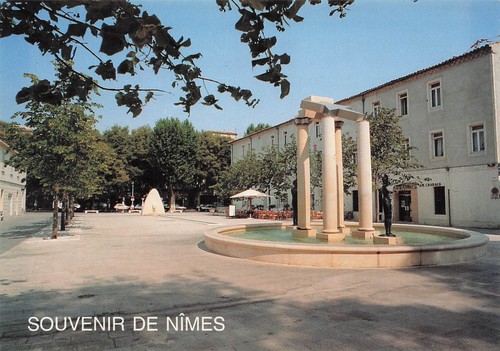 Nimes fontaine pradier - 30,