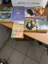 LOT DE 7 LIVRES DANIEL STEEL