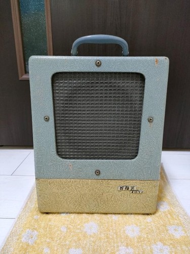 Rare ampli guitare vintage
