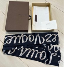 Foulard en soie Louis Vuitton