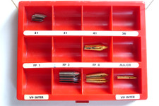 BOÎTE VINTAGE PLUMES MALLAT