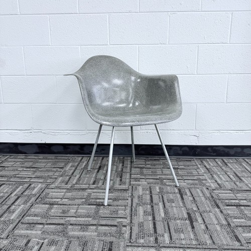 Herman miller eames - herman, zenith