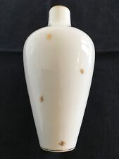 vase en porcelaine de SEVRES manufacture nationale France 1912 or  18 cm 