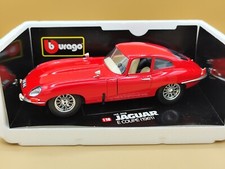 1/18 Jaguar Type E Coupé Rouge 1961 Burago ref: 3018 Made in Italy
