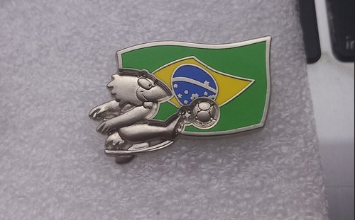 Ed249 pin coupe monde - coupe,