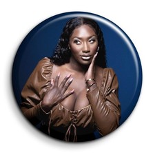 Aya Nakamura -  Badge 38mm