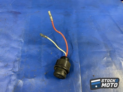 Prise usb suzuki 650 - usb,