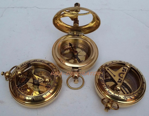 Lot anciens boussoles de - de,