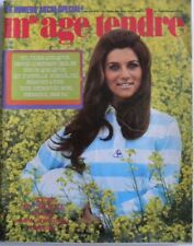 Mademoiselle Mlle AGE TENDRE n° 67 de 06 / 1970 SHEILA en couverture