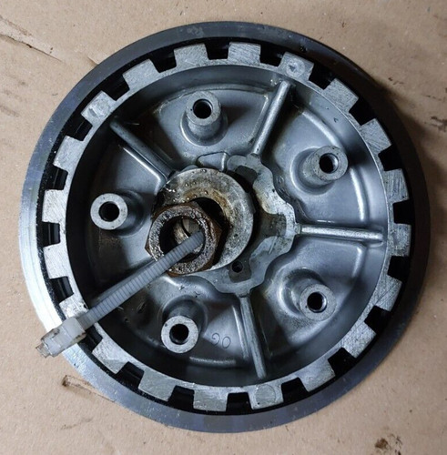 Noix embrayage yamaha 125 - d',