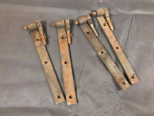 Lot de 4 anciennes ferrures de porte ou volet en fer forgé
