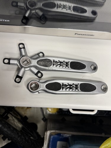 Race face next forged carbon - face,