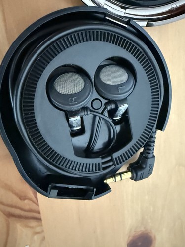 Aiwa vintage earbuds j7 - aiwa,