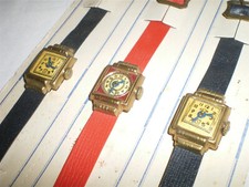 JOUET ANCIEN 3 MONTRES FACTICES VERS 1940/1950