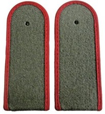 Allemagne de l'Est DDR - NVA - épaulettes  ARTILLERIE - Soldat