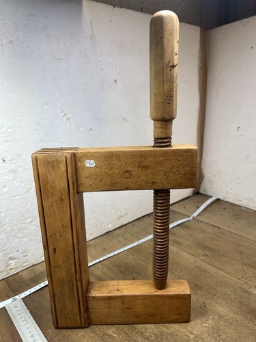 Serre joint outil ancien - outil,