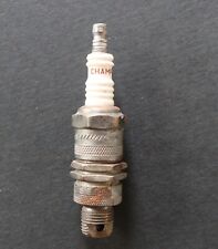 Ancienne bougie CHAMPION H8