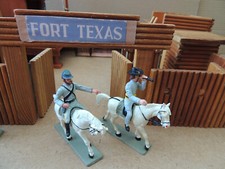 Starlux Secession Lot B - 4 fig. Sudistes cavaliers + chevaux (décor non inclus)