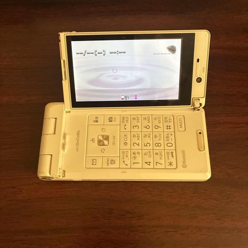 Téléphone clapet japonais - téléphone,