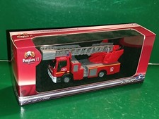 IVECO EUROCARGO ÉCHELLE