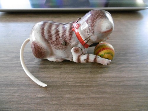 Ancien jouet tole - , chat