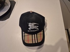 casquette Burberry noire et