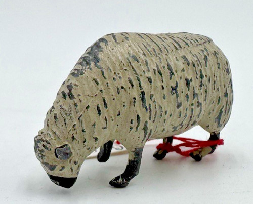 Mouton qui broute - , britains