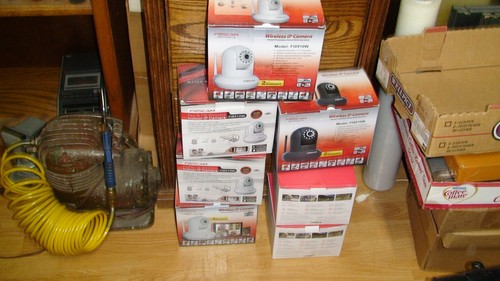 Foscam cameras f18910w lot - lot, of