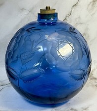 Vase boule bleu taillé Pied De Lampe ? Lalique ?