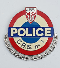 Police CRS n°1, plaque de