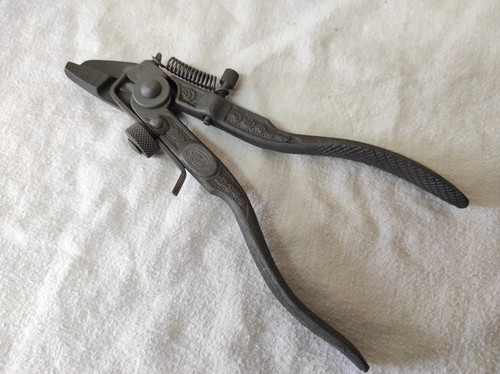Ancienne pince avoyer - pince,