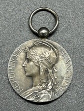 Médaille République française nominative argent poinçonnée A. RIVET Marianne
