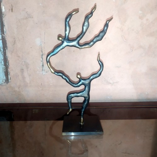 Sculpture bronze danseurs - en,