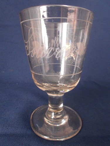 Ancien verre epais grave l - epais, a
