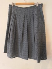 Jupe en dentelle anglaise vintage "Armand Ventilo"